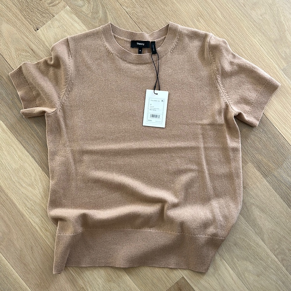 NWT cashmere Theory short sleeve sweater